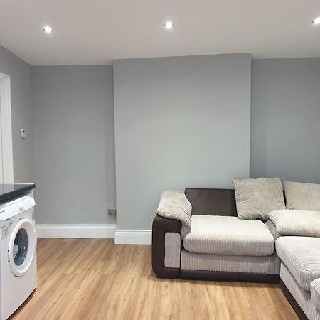 Lovely 1 Bedroom Flat High Barnet 3 Mins Away Luaran gambar