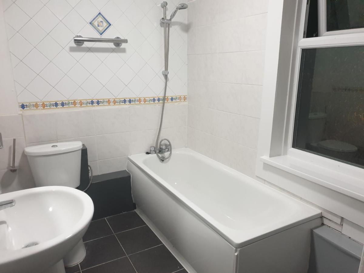 Lovely 1 Bedroom Flat High Barnet 3 Mins Away Luaran gambar